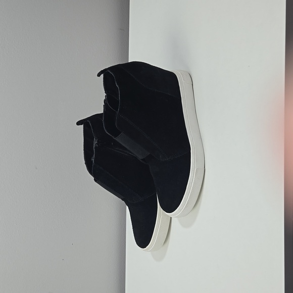 Steve Madden Waverly Black Wedge Sneaker Size 6 EUC - Picture 1 of 8